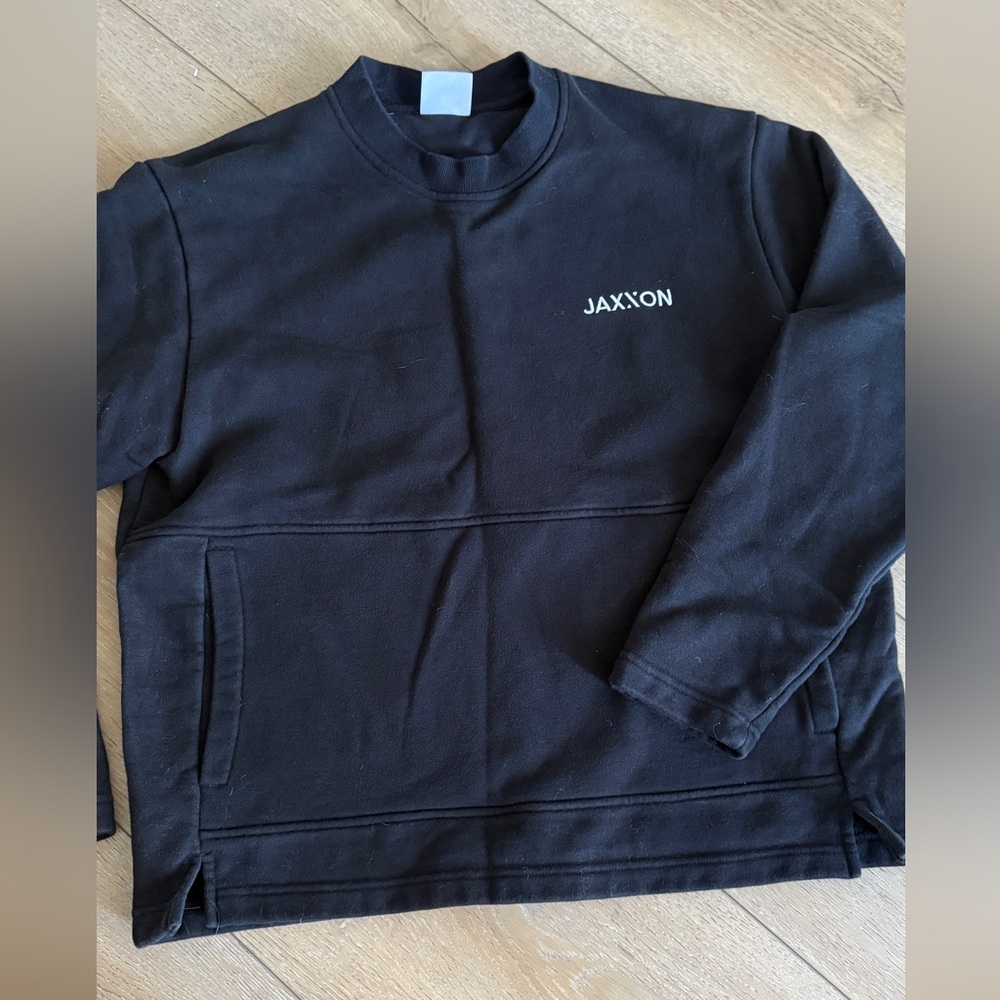 JAXXON Men's Black Crewneck Sweater